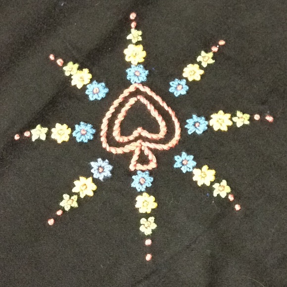 FINAL SALE PRICE Black Embroidered Bridge TCloth w/Ties - Picture 5 of 5